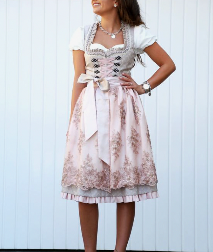 Christina | Zeitloses und elegantes Oktoberfest Dirndl Kleid
