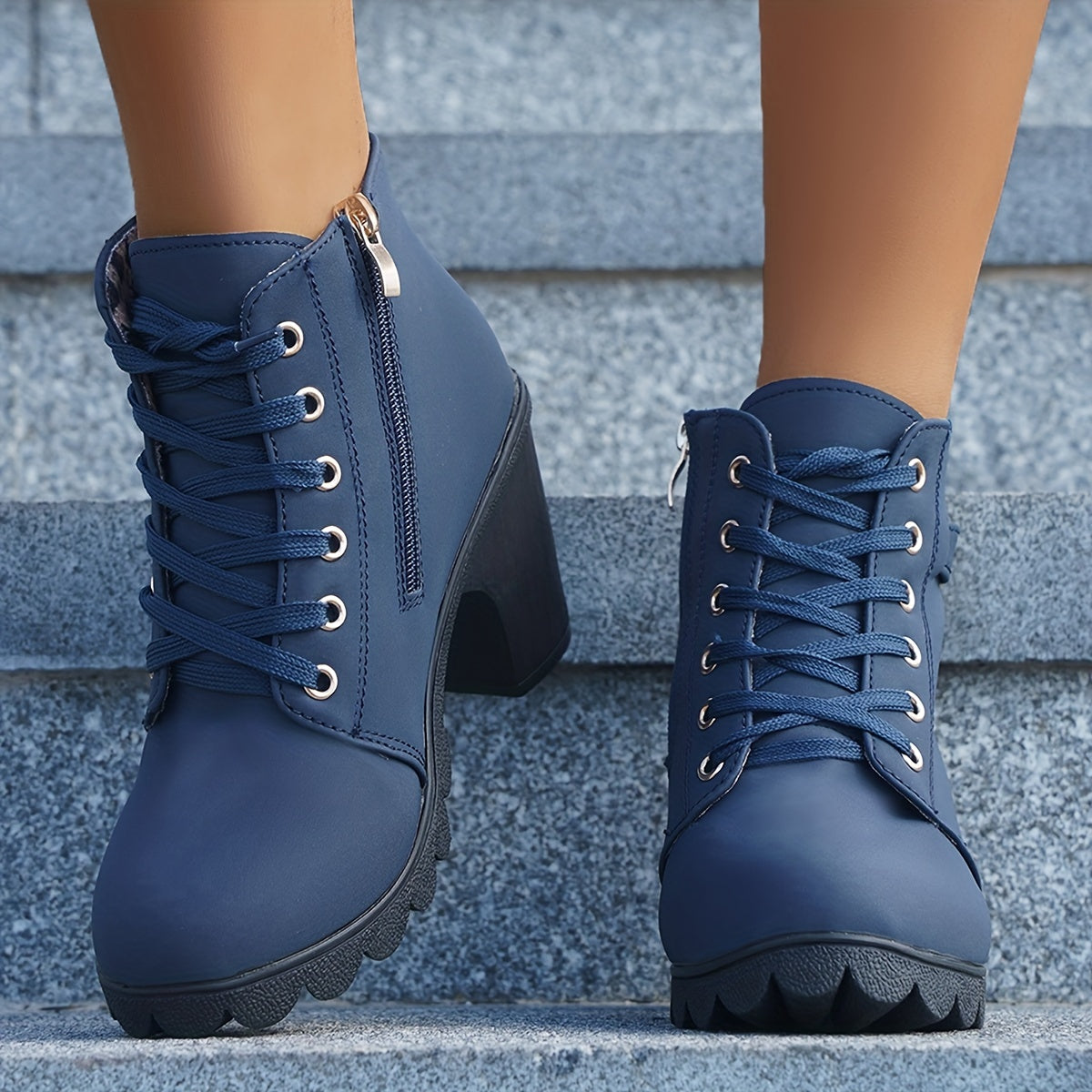 Leonora | Stilvolle Schnür-Stiefeletten mit Blockabsatz
