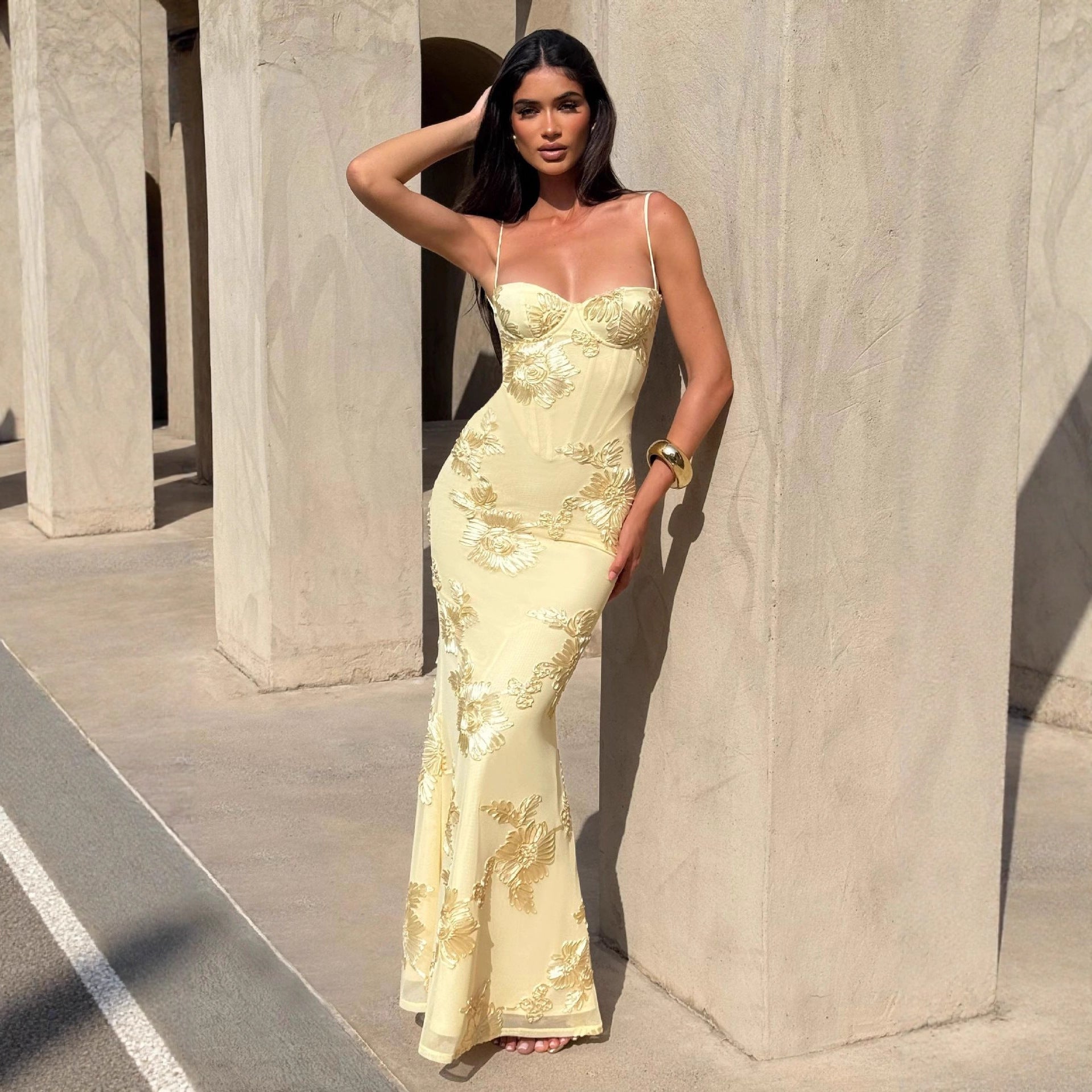 Aelara | Maxikleid Blumenverzierung Elegante Meerjungfrau Stil 2