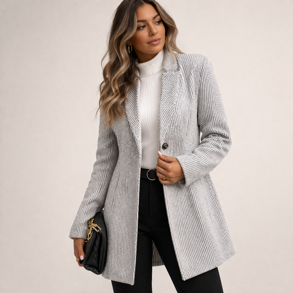 Alannah | Eleganter und professioneller Damenblazer 1