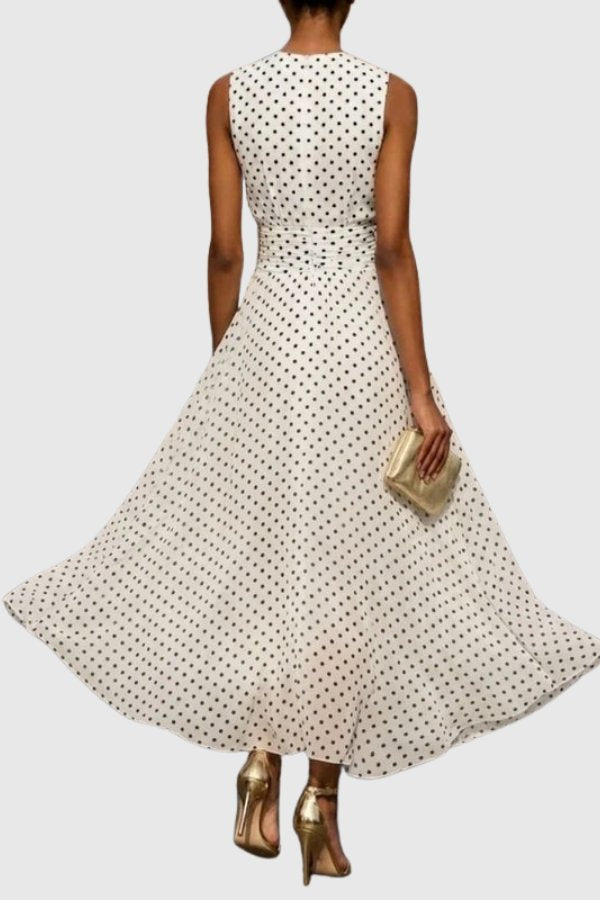 Alice | Zeitloses und elegantes ärmelloses Maxikleid mit Rüschen 1