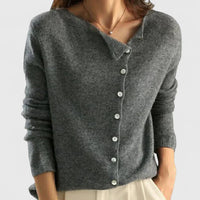 Sophie | Schicke und elegante Strickjacke mit Knöpfen