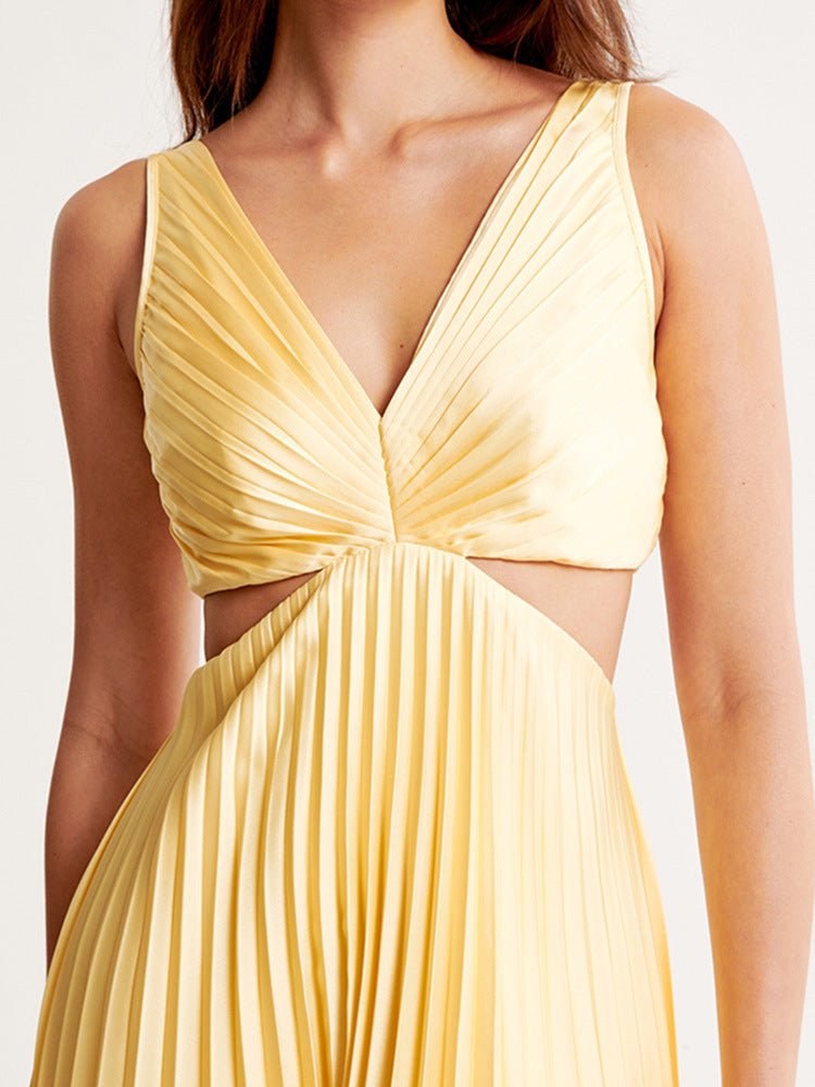 Charlotte | Schickes plissiertes Maxikleid mit Cut-Outs 4