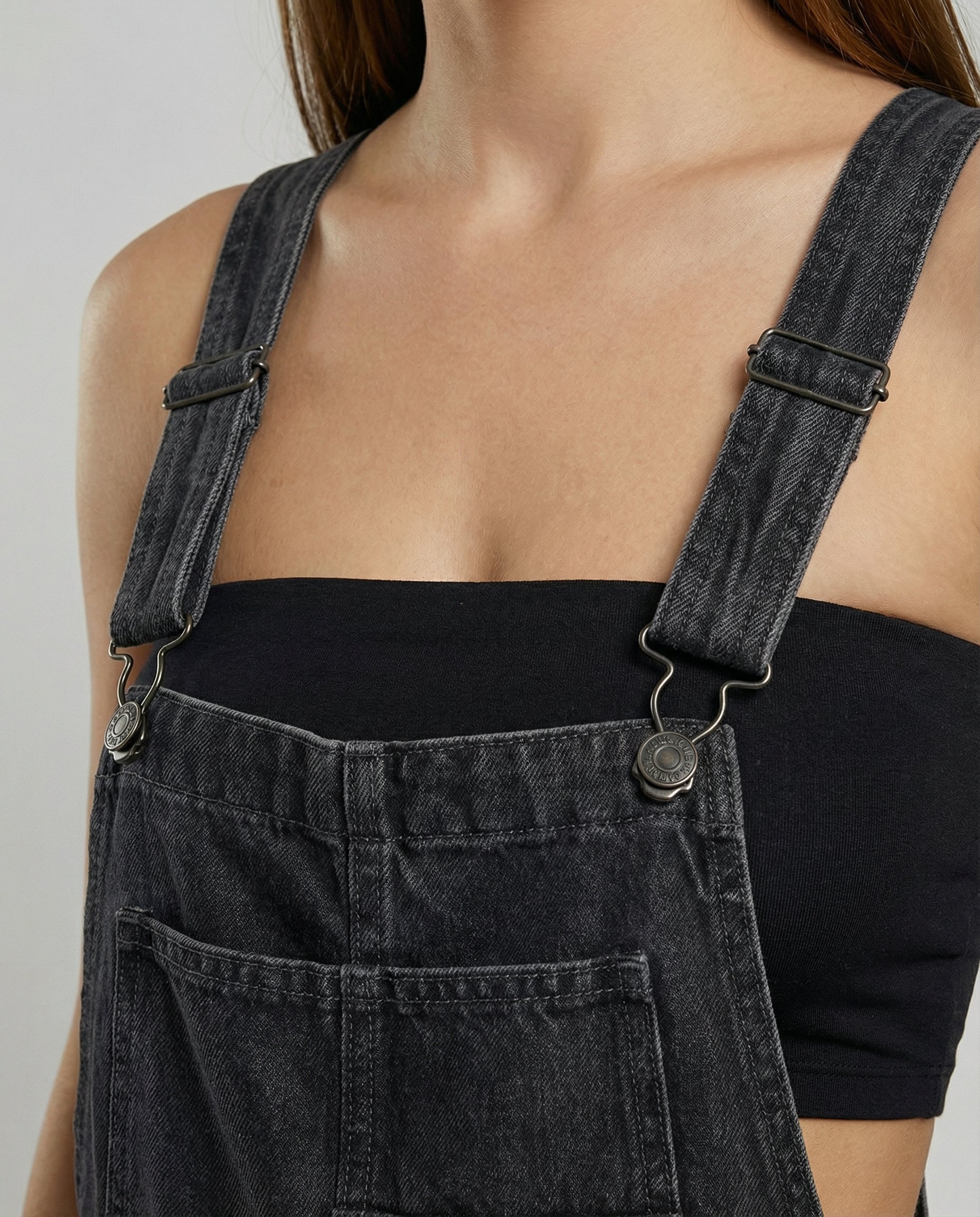 Dalia | Bequeme, Stilvolle &amp; Modische Damen Denim Latzhose 3