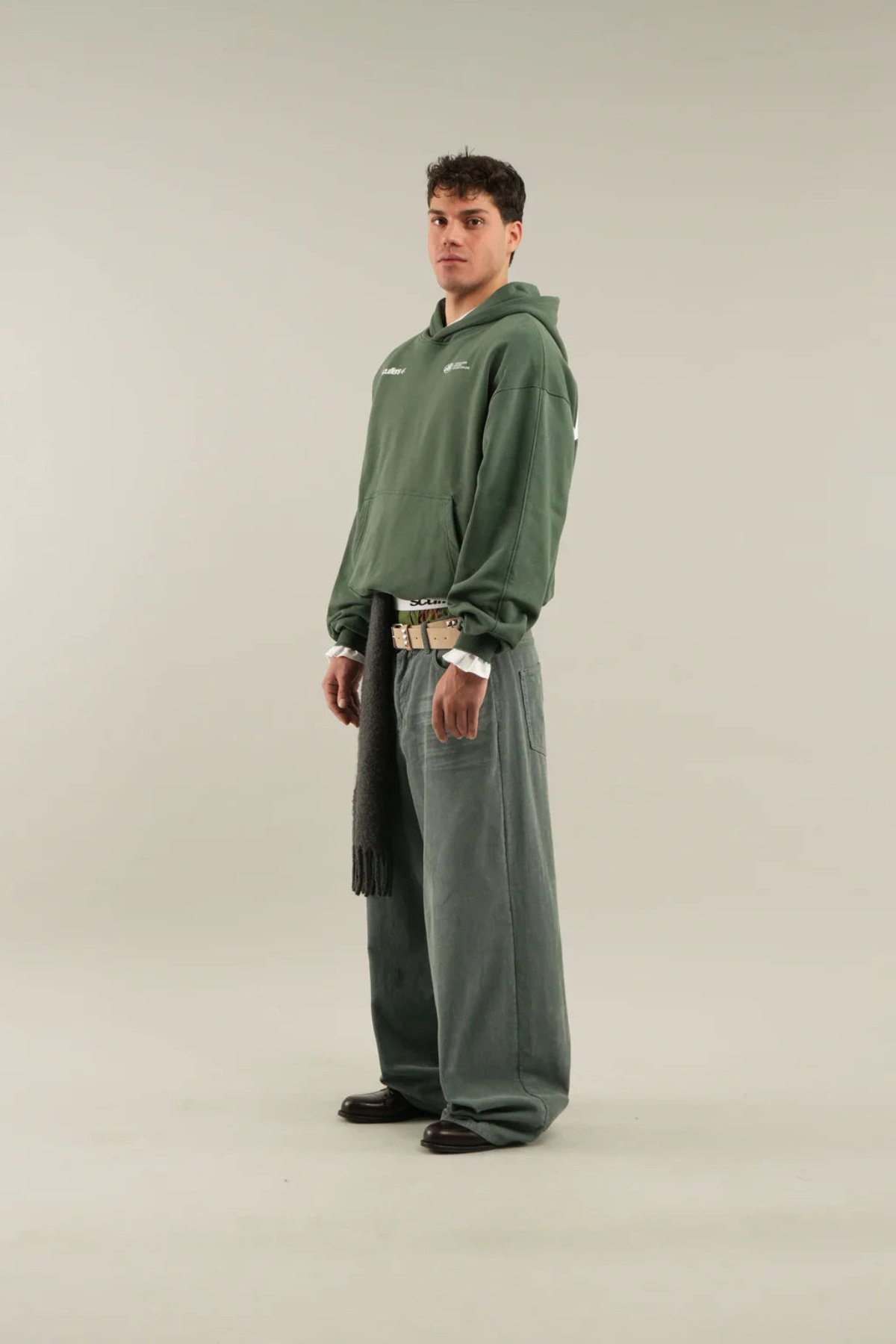 Dario | Unisex Hoodie – Bequem, Trendig & Vielseitig 2