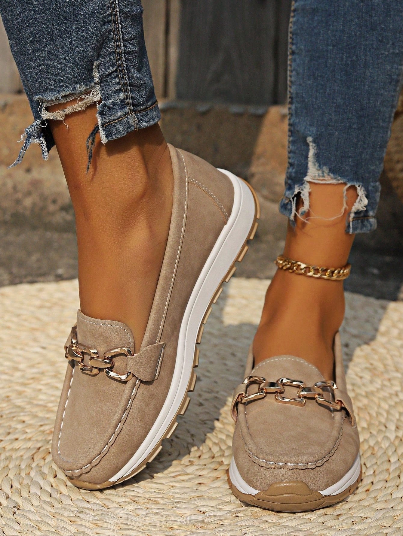 Elysia | Bequeme, Elegante &amp; Vielseitige Damen Slipper 0