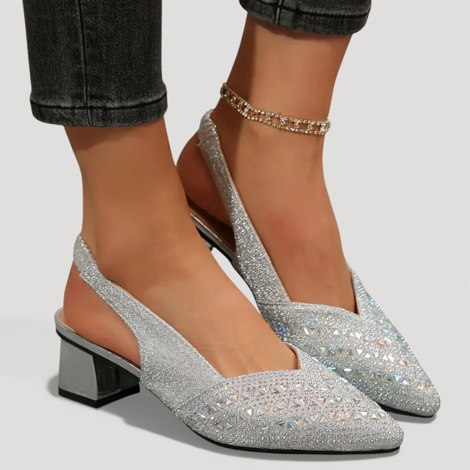 Elysia | Elegante, Glitzernde Slingback-Absätze mit Spitzem Zehenbereich 0