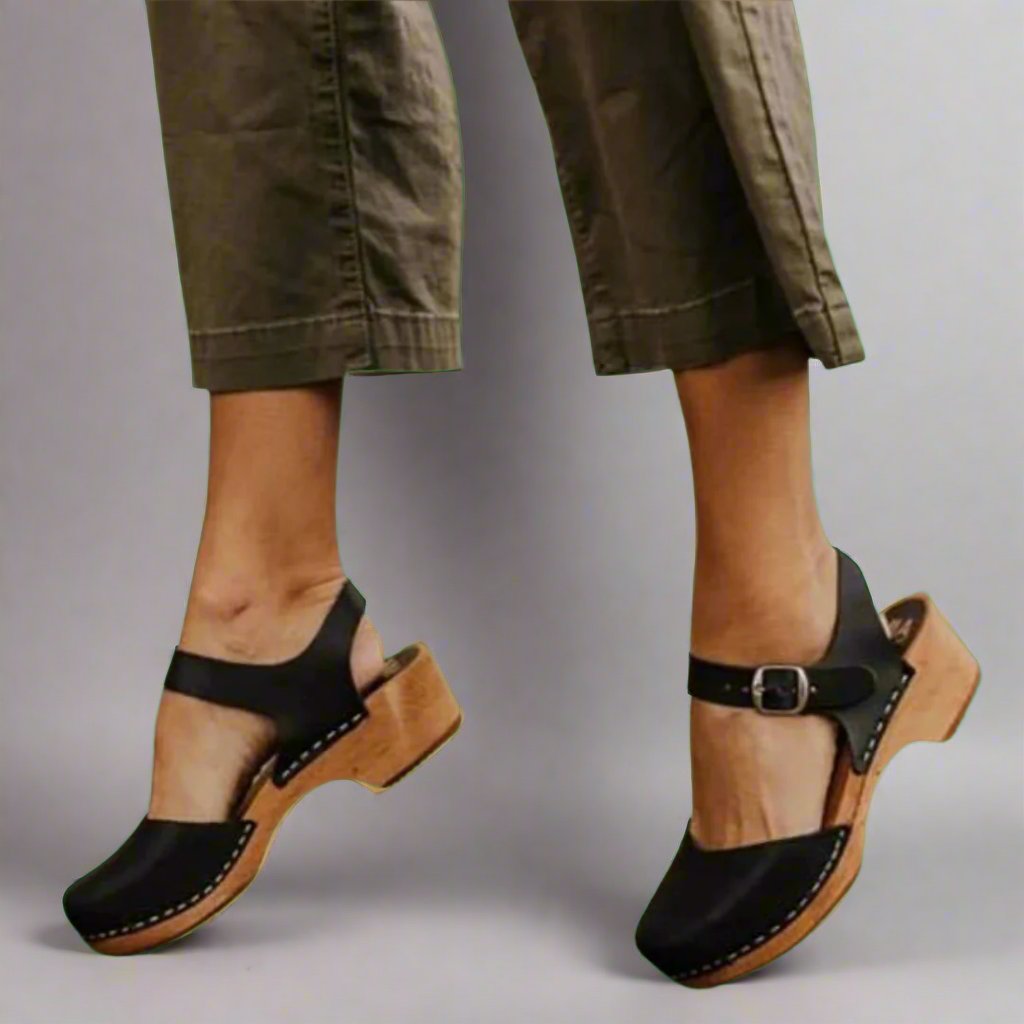 Gnade | Bequeme Damen Clogs mit Holzabsatz und Knöchelriemen – Elegant & Vielseitig 0