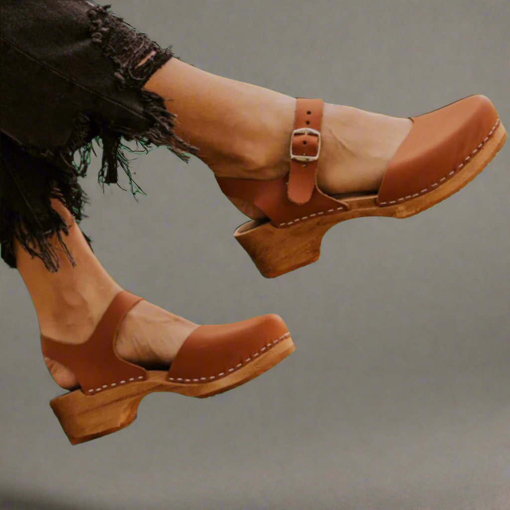 Gnade | Bequeme Damen Clogs mit Holzabsatz und Knöchelriemen – Elegant & Vielseitig 1