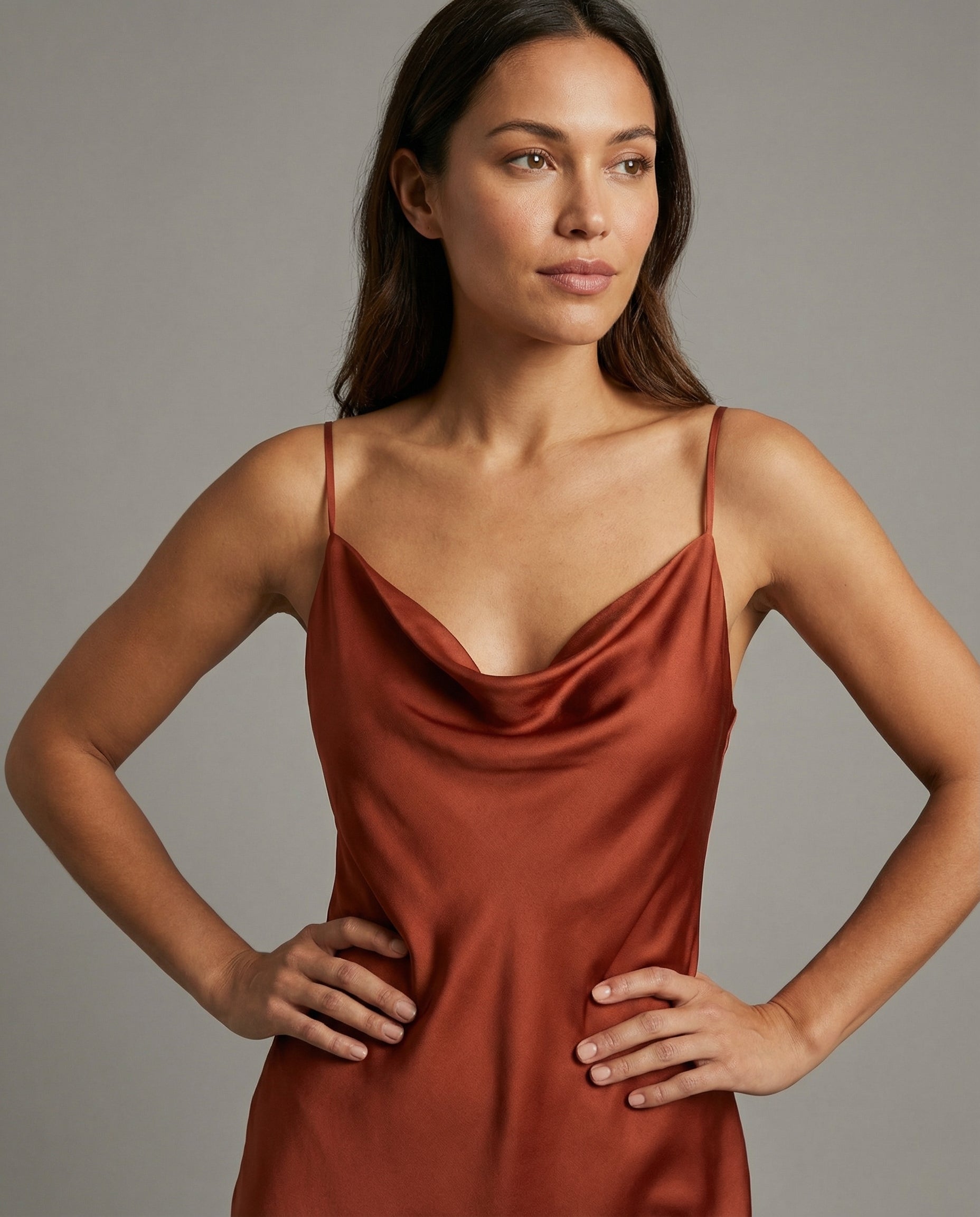 Heidi-Mode | Elegantes Satin-Kleid für Damen – Perfekt für jeden Anlass 1