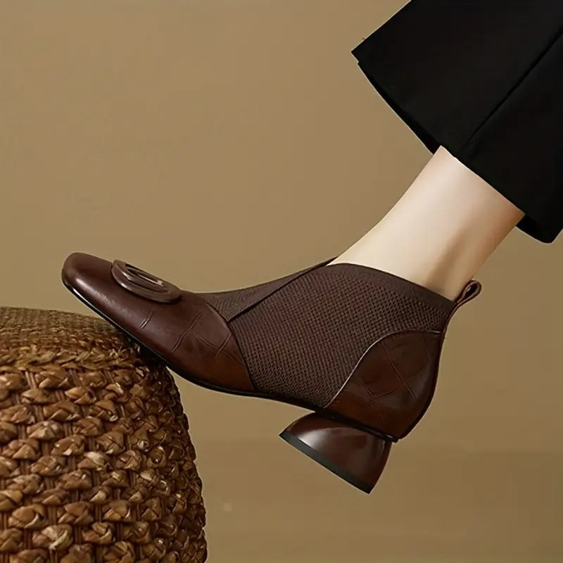 Heike | Handgefertigte minimalistische orthopädische Stiefel 0