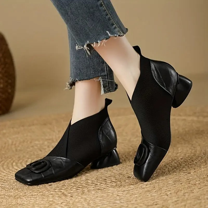 Heike | Handgefertigte minimalistische orthopädische Stiefel 1