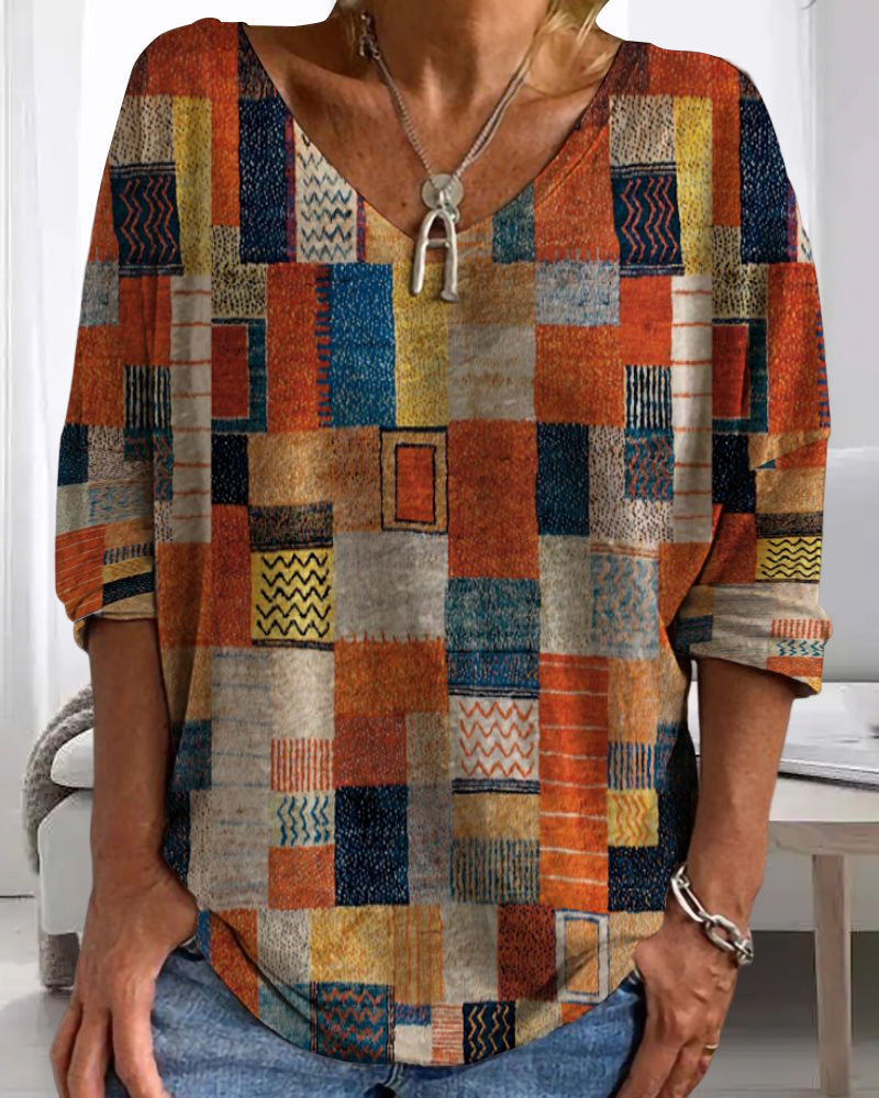 Imogen | Bequeme, Farbige Damenbluse im Patchwork-Design mit V-Ausschnitt und 3/4-Ärmeln 2