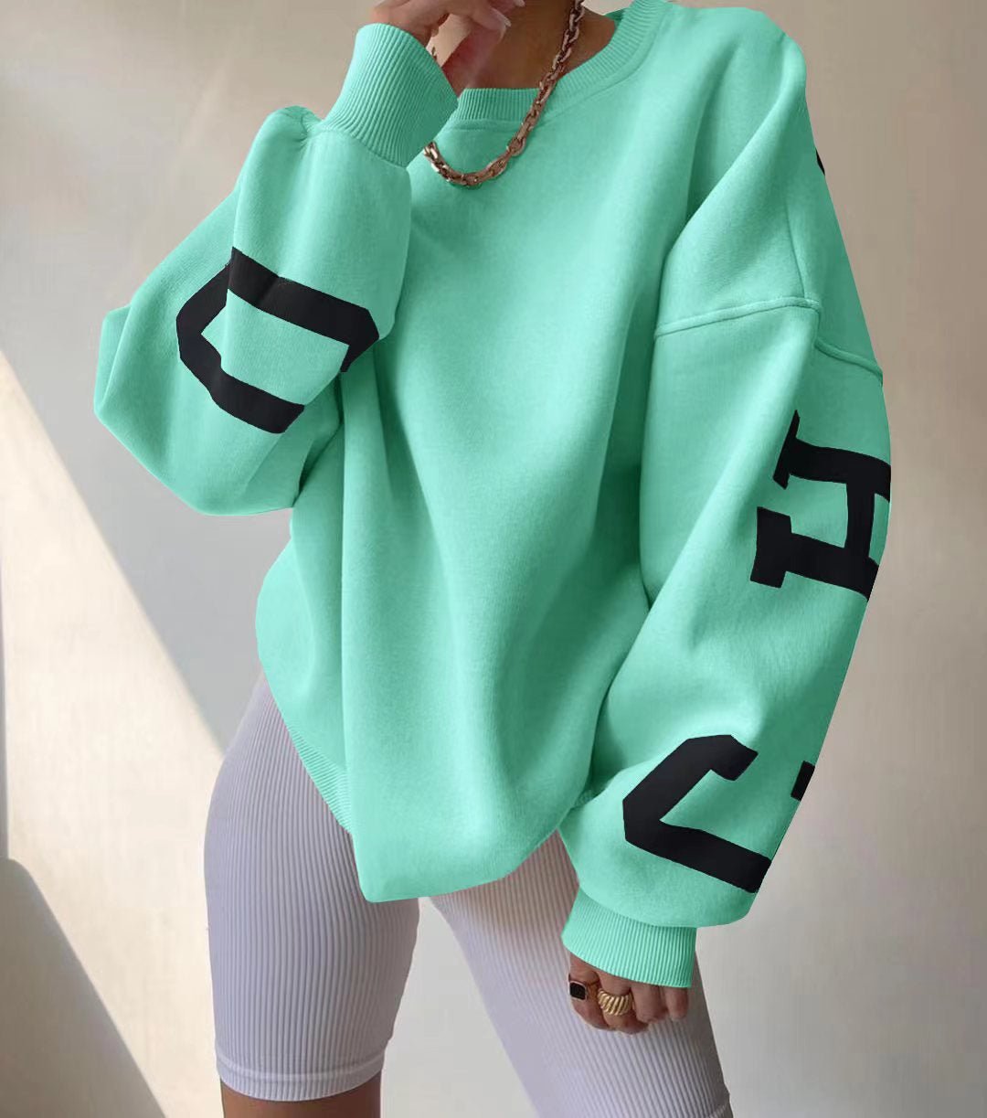 Isla | Oversized Damen-Pullover mit Fleecefutter, Rundhalsausschnitt und College-Ärmeln 7