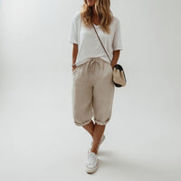 Juliane | Atmungsaktive und leichte Sommer Bermudashorts
