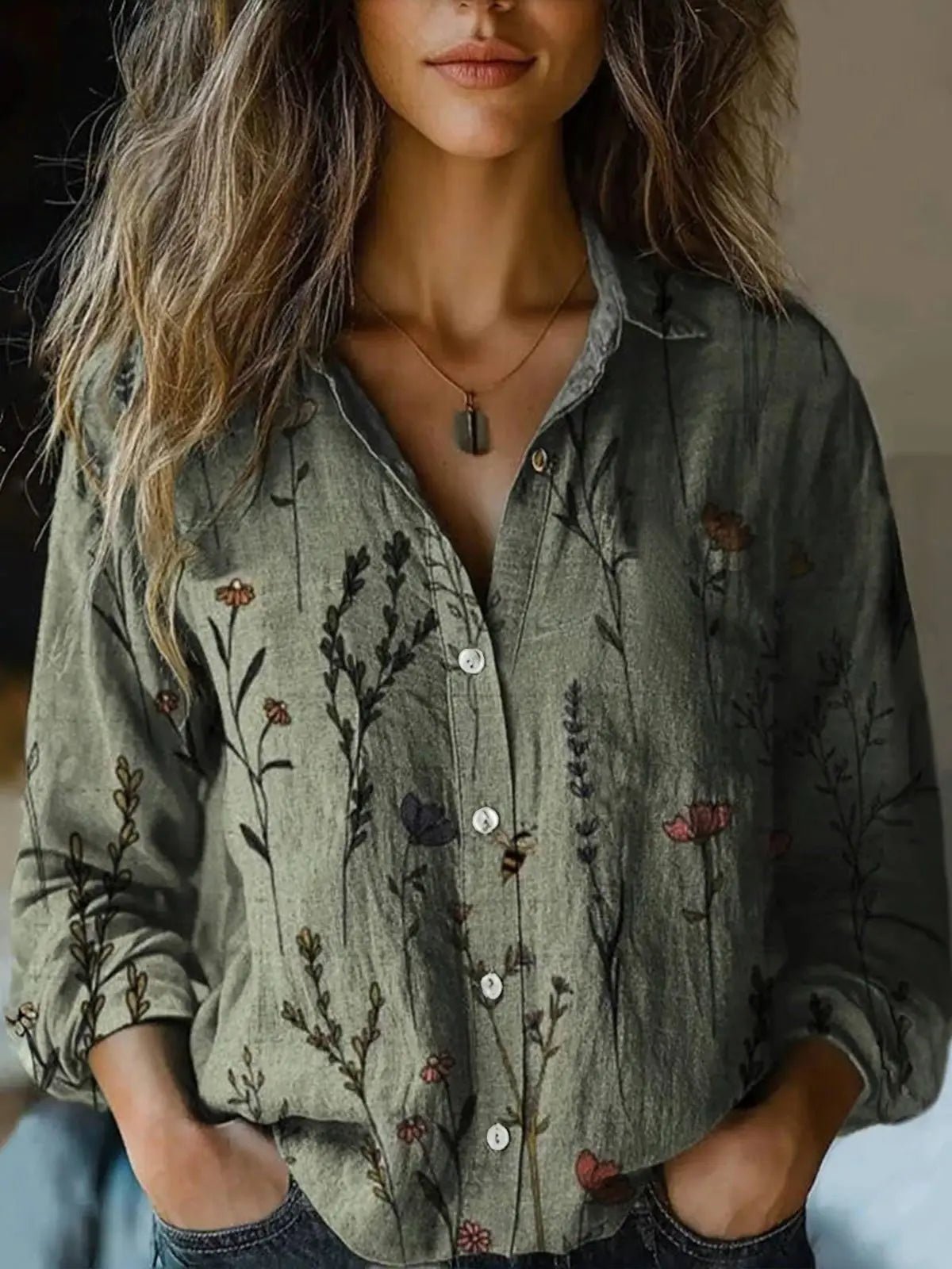 Julia | Stilvolle und leichte Bluse mit Boho-Blumenmuster 7