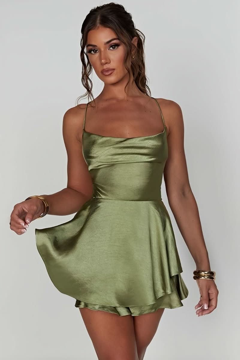 Lily | Glänzendes Cocktail-Minikleid aus Satin mit Rüschenrock 7