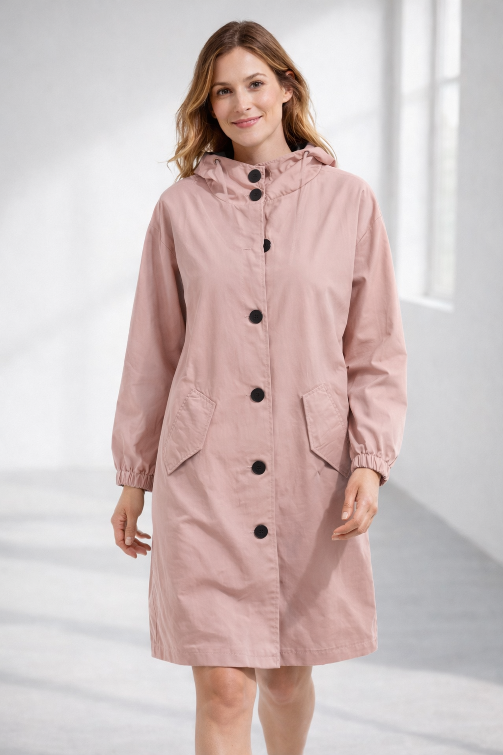 Lina | Damenjacke – Kapuze, Lockere Passform & Praktische Taschen 3