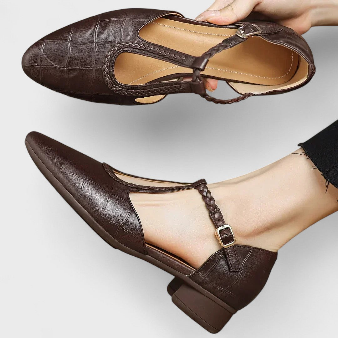 Livia | Bequeme Mary-Jane Schuhe Damen aus Leder 1