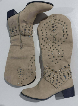Marie | Stilvolle und bequeme orthopädische Stiefel 2