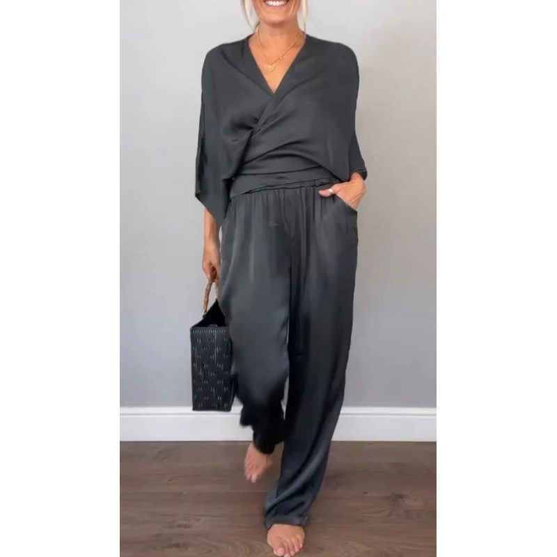 Mila | Elegantes Twin Set Damen – Bequem, Mit V-Ausschnitt &amp; Weitem Bein 0