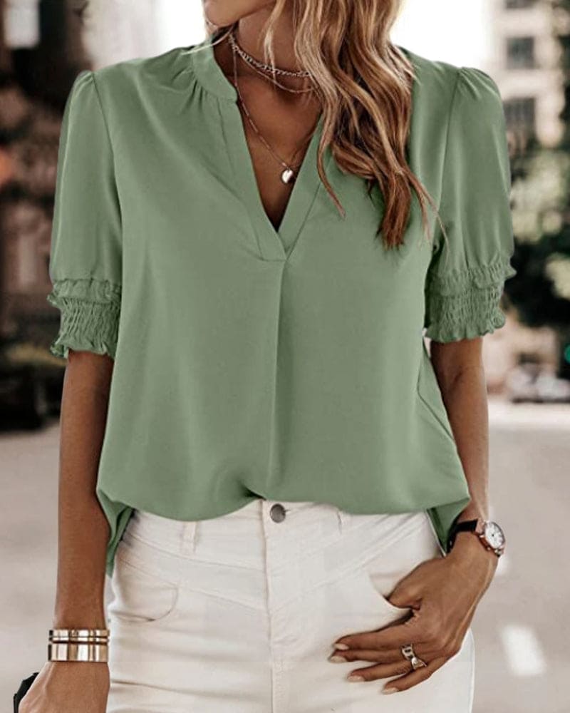 Mira | Elegante Damenbluse mit V-Ausschnitt und Puffärmeln - Perfekt für festliche Anlässe 4