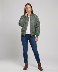 Julia | Elegante und vielseitige Damen Bomberjacke