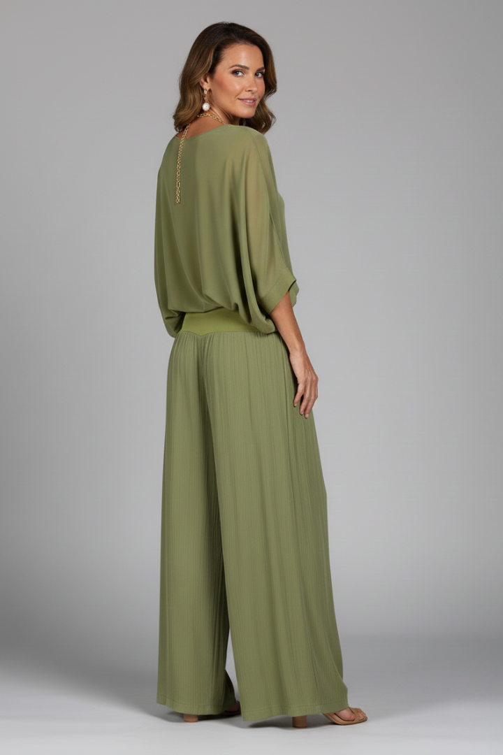 Pia | Elegantes Twin Set Damen – V-Ausschnitt & Weites Bein für Stil und Komfort 4