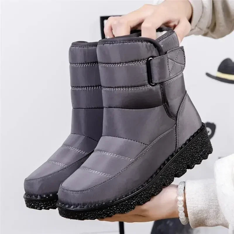 Sophia | Stilvolle und wasserdichte Winterstiefel 3