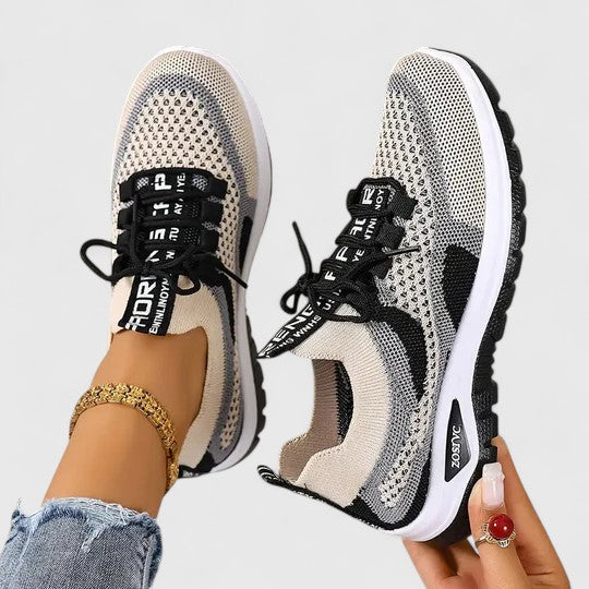 Viola | Atmungsaktive, Stützende &amp; Bequeme Damen Walking-Sneaker 2