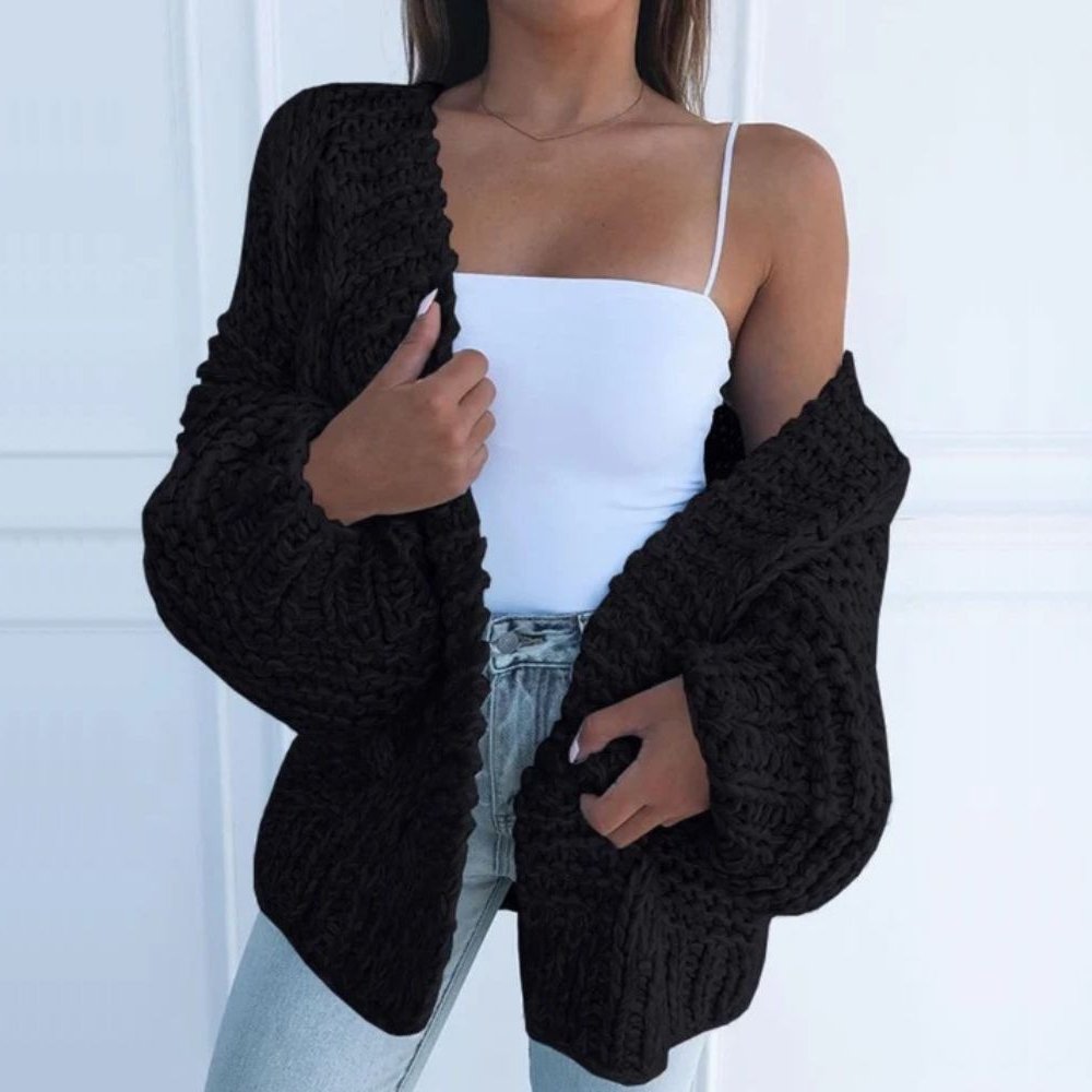 Yvanderliah | Bequeme Strickjacke 1