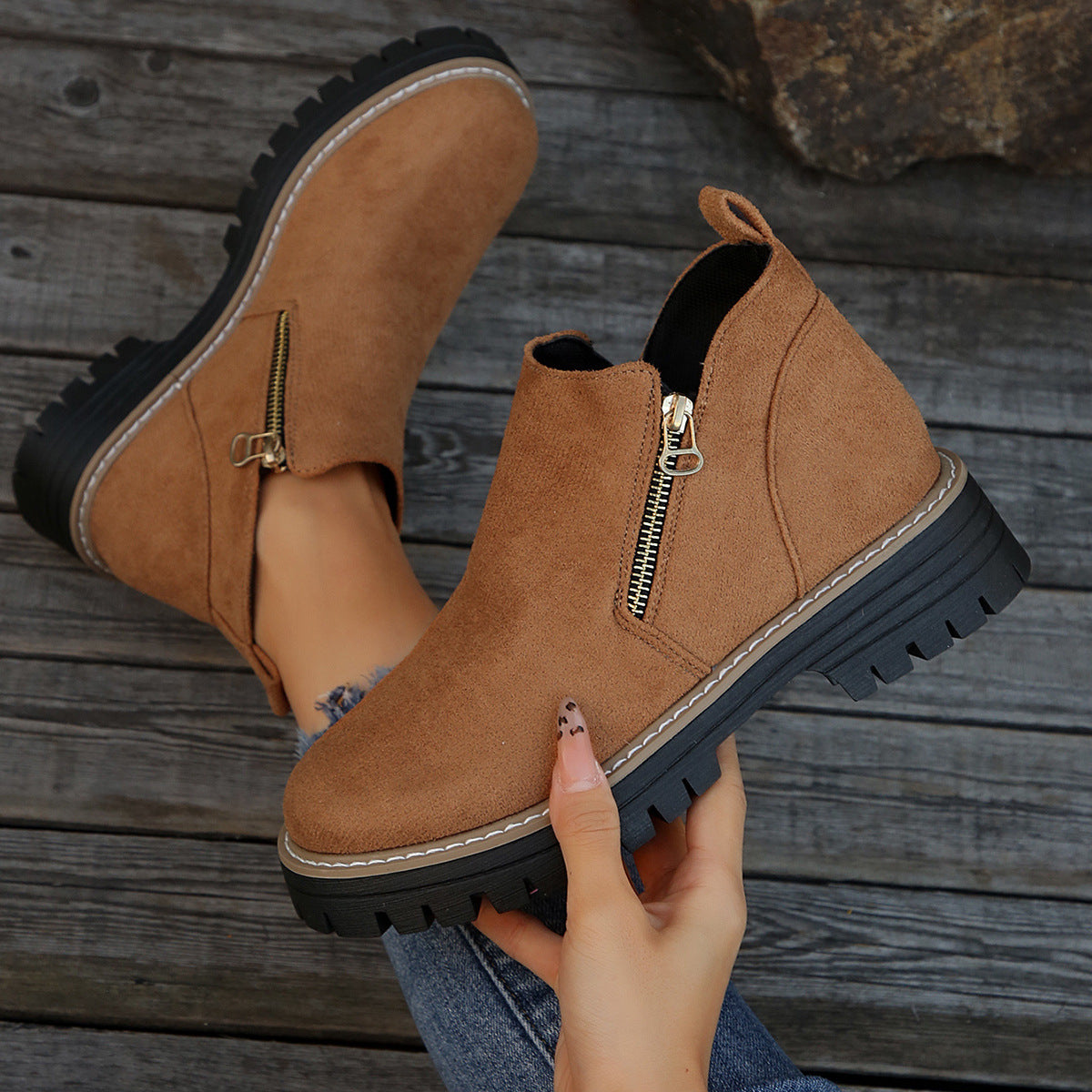 Amelia | Moderne und bequeme Plateau Stiefeletten