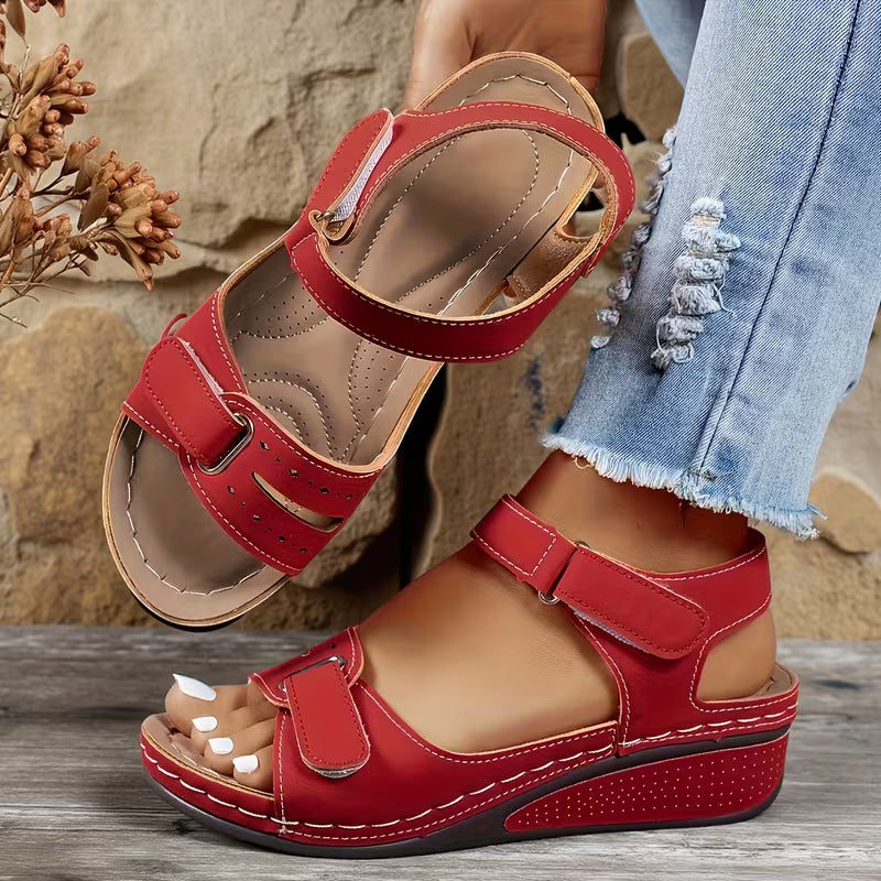 Amelia | Elegante und stilvolle Orthopädie Keilabsatz Sandalen