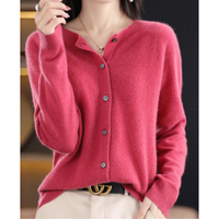 Clara | Elegante Und Vielseitige Regular Fit Strickjacke