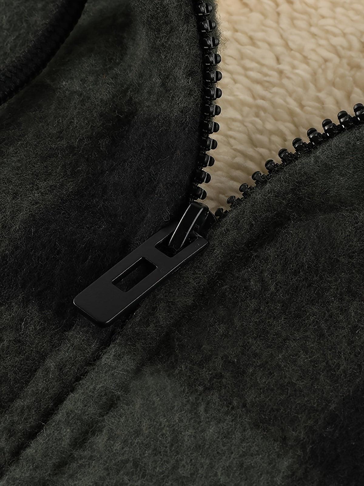 Declan | Zip-Up Hooded Jacket – Cozy Plaid Design for Men