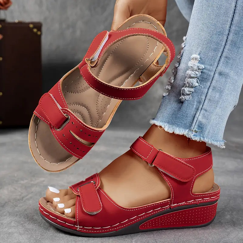 Amelia | Elegante und stilvolle Keilabsatz Sandalen