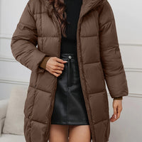 Mila | Klassische und lang geschnittene Pufferjacke mit Kapuze