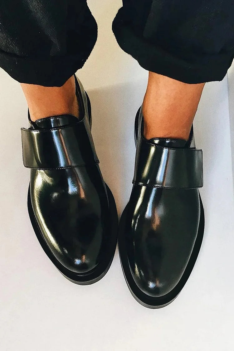 Mila | Zeitlose und Elegante Damen Loafern Mit Riemen Detail