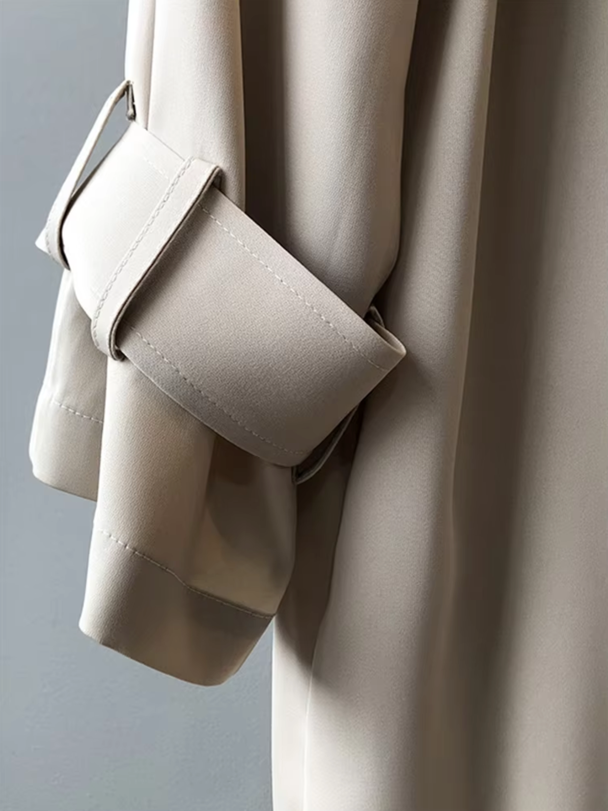 Juliane | Langer wasserfester Trenchcoat für Frauen