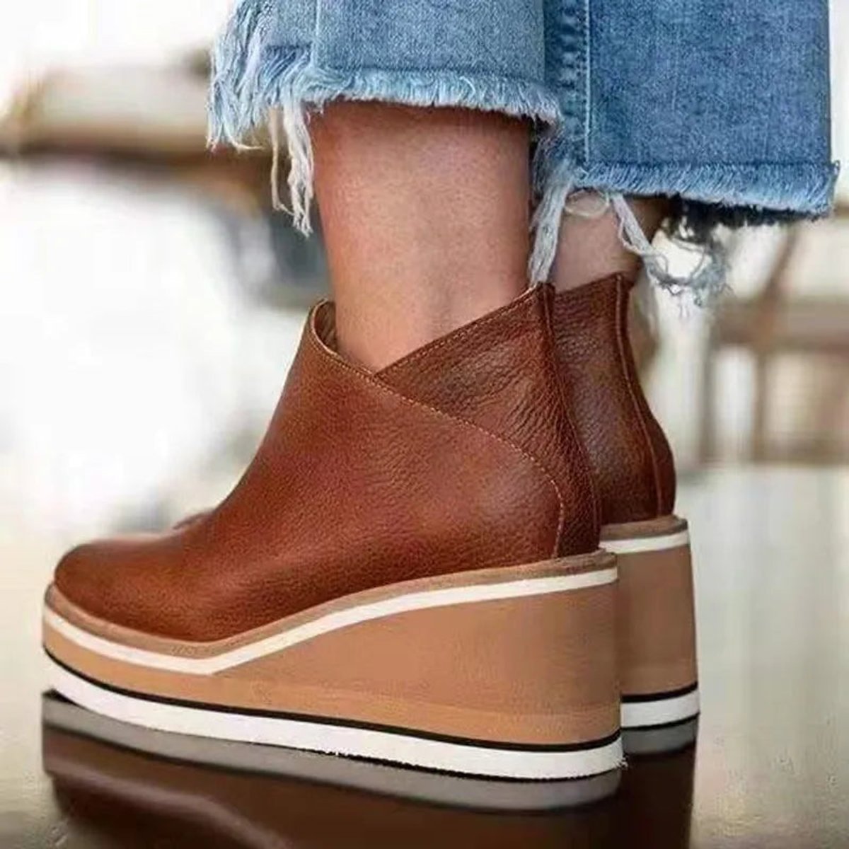 Eleanor | Retro Keilabsatz Stiefeletten mit Plateausohle