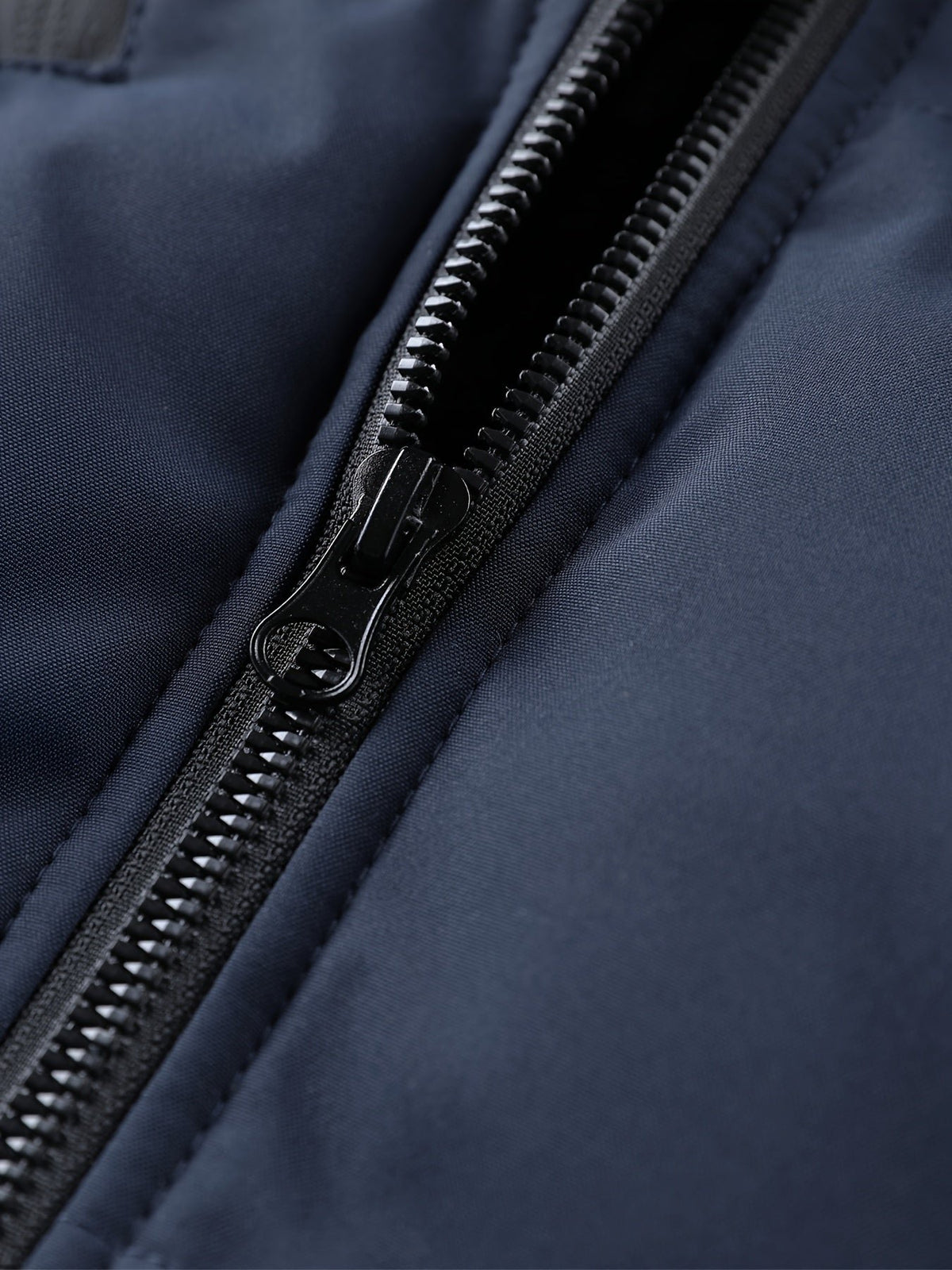 Bruce | Winterjacke mit Kapuze – Stilvoll und Warm