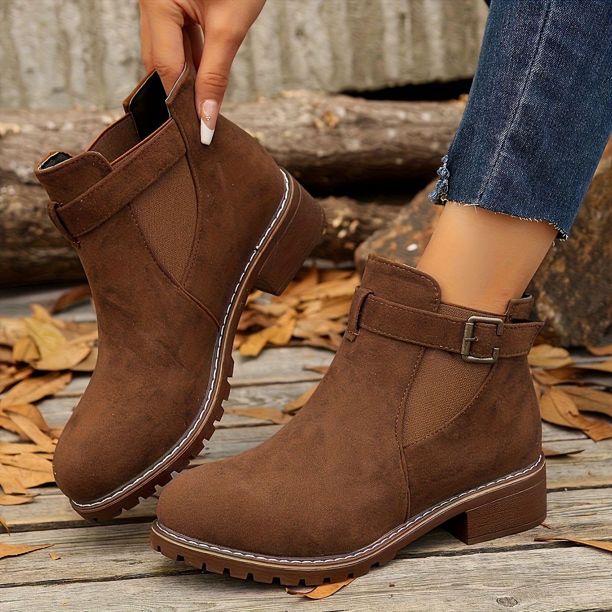 Helena | Stilvolle Stiefeletten mit Blockabsatz und Schnallendetail