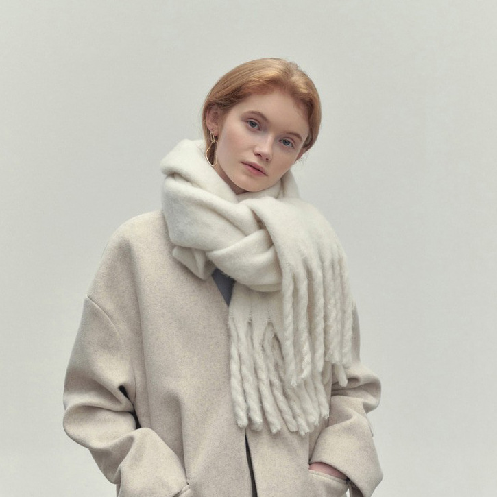 Drune | Wool Scarf – Luxurious Soft Wrap for Women