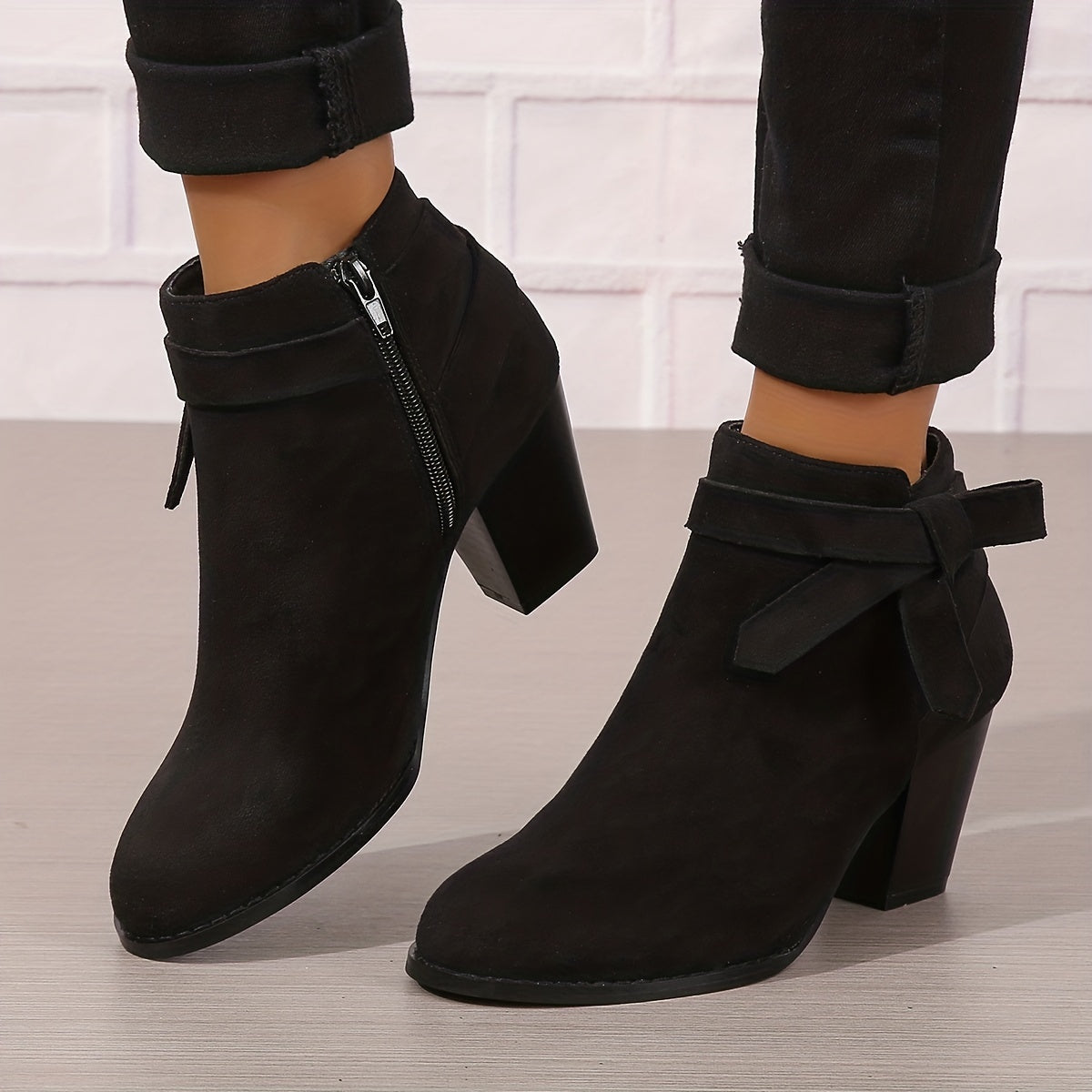 Valerie | Feminine Stiefeletten mit Blockabsatz und Schleifendetail