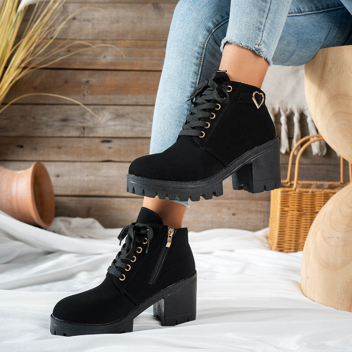 Nadine | Trendige Schnürstiefeletten mit Blockabsatz